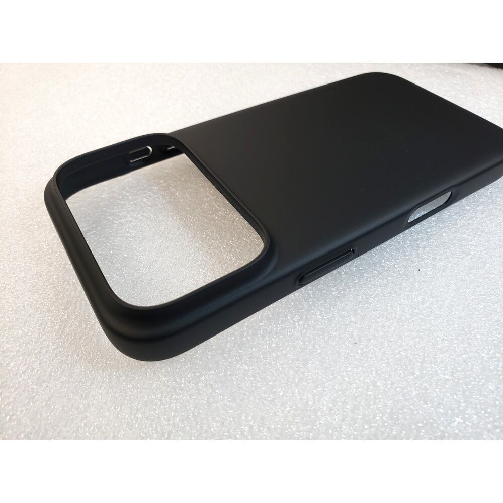 TORRAS Magnetic Shockproof for iPhone 17 Pro Case Drop Protection Black